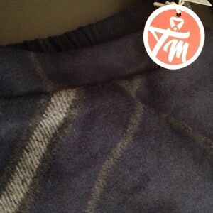 Tanming blue with strip and pockets skirt size medium